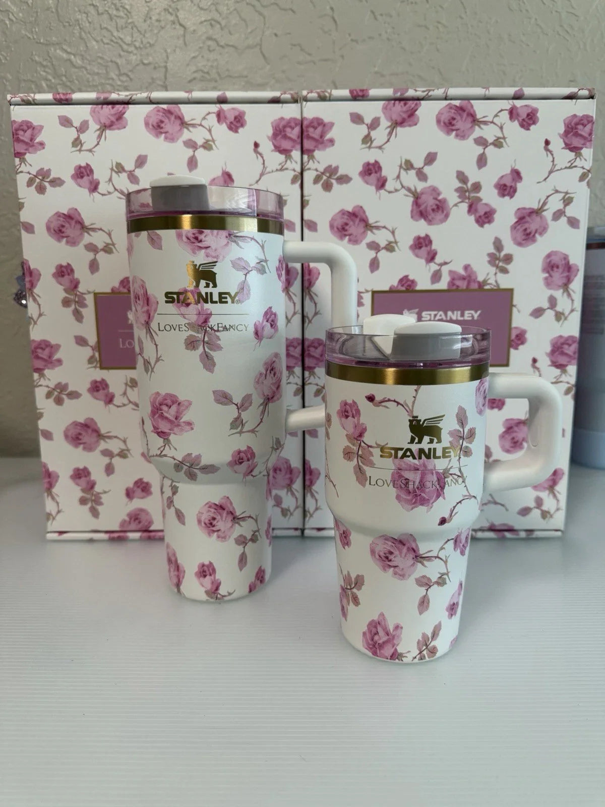 Stanley x LoveShackFancy Ribbon Rosa 40oz Quencher Authentic